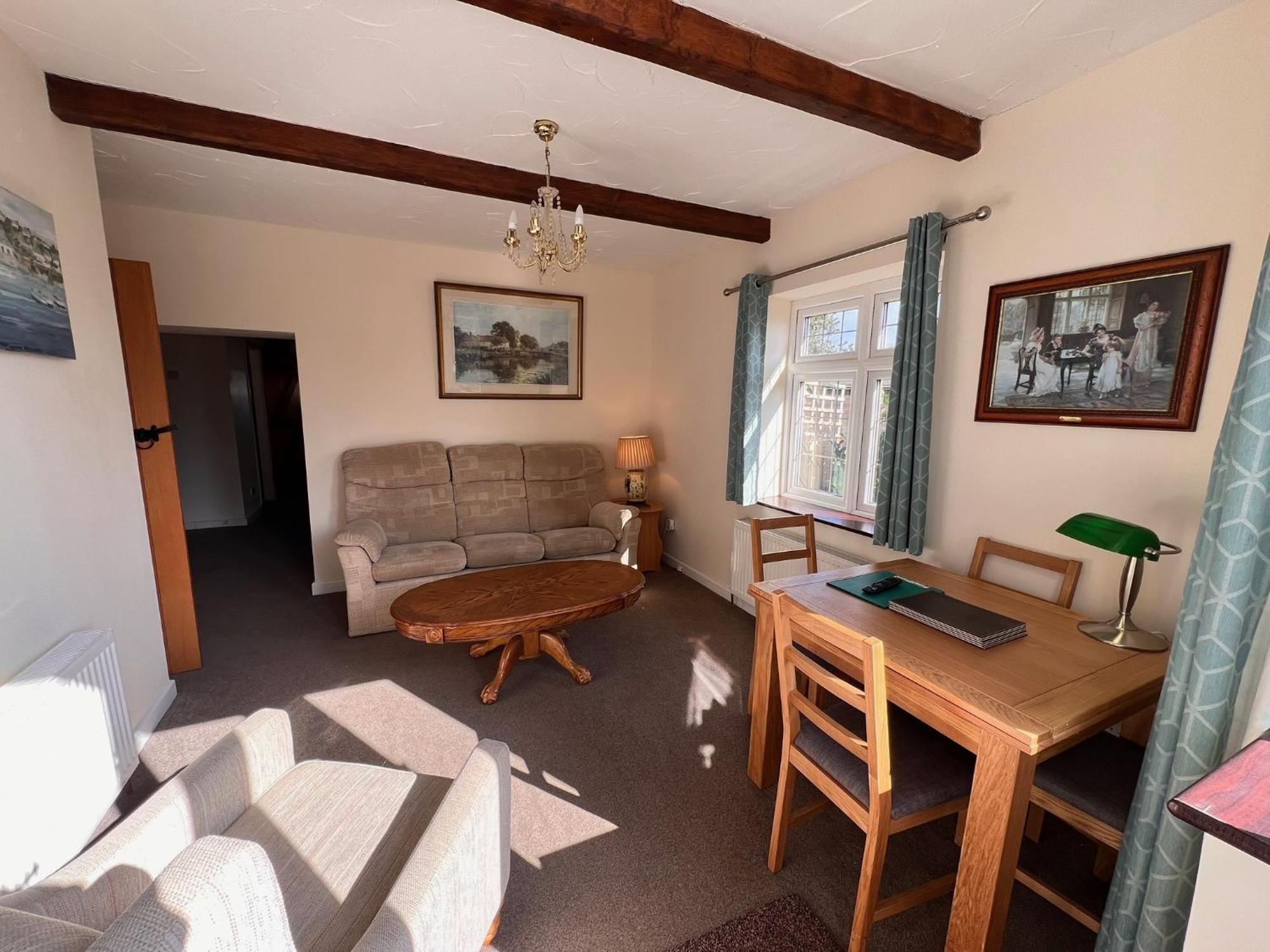 Hunston Mill Self Catering Dog Stay For Free شيشستر المظهر الخارجي الصورة