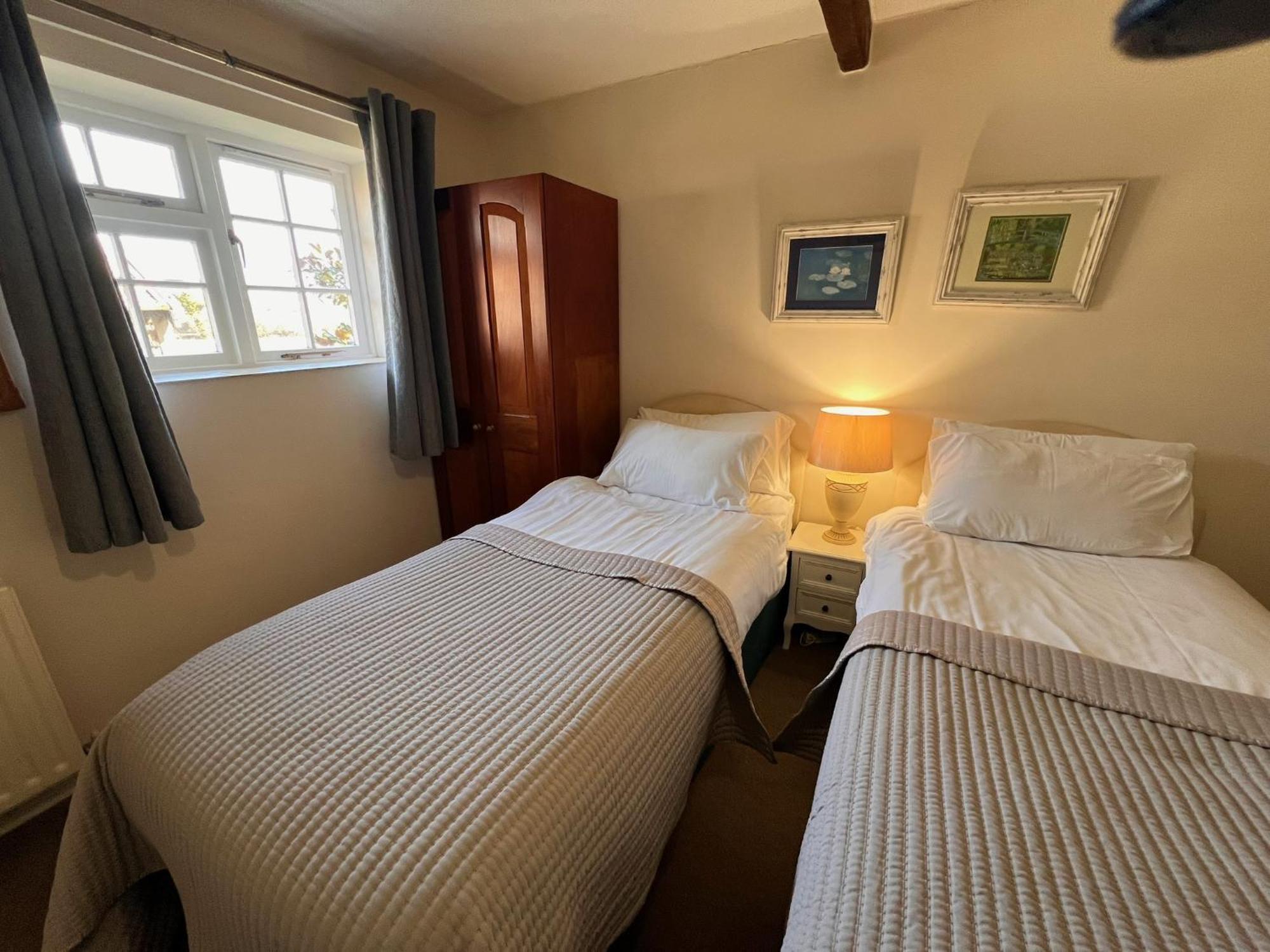 Hunston Mill Self Catering Dog Stay For Free شيشستر المظهر الخارجي الصورة